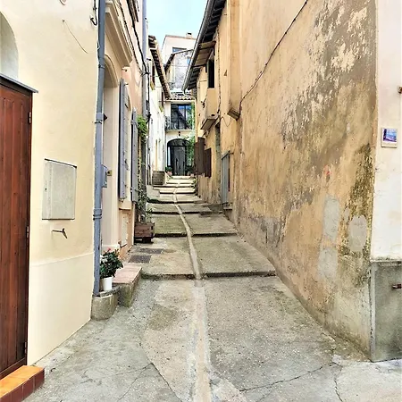 Maison De Des Arenes